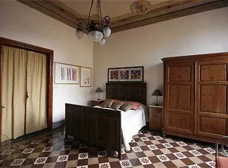 Canto Porta Vecchia לינה וארוחת בוקר